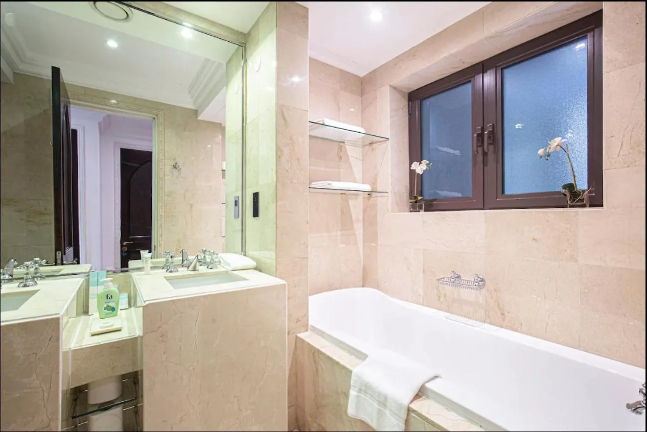 Tranquil Oasis- 2Bedroom, Connected To Dubai Mall Lägenhet